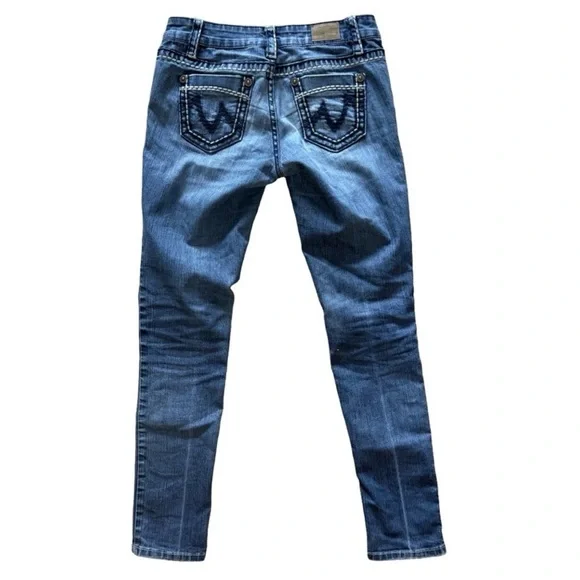 🌙 YMI JEANS Low-Rise Skinny Distressed Denim Size 3 👖 - Picture 3 of 14